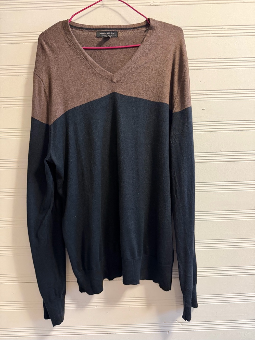 Banana Republic Luxury Blend Silk Cashmere Colorblock V-Neck Sweater L